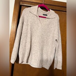 SHEIN Women's Cream V-Neck Sweater